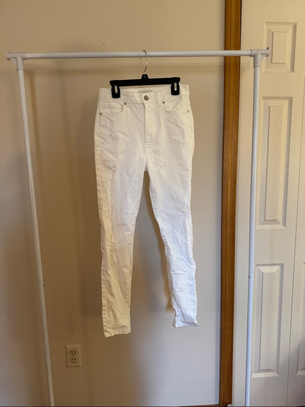 Forever 21 White Skinny High-Rise Jeans